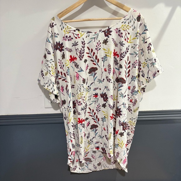 Pink and Purple Floral Short Sleeve Tunic - Picture 1 of 10